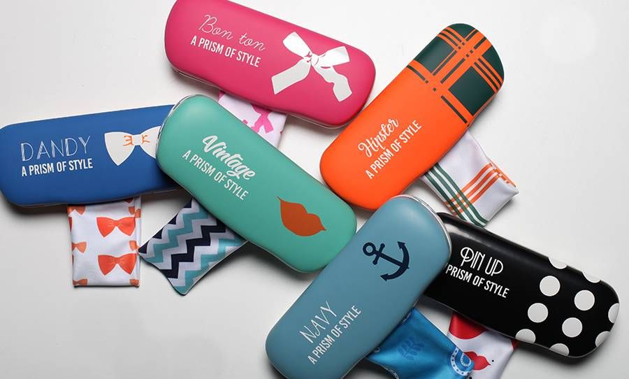 12010205 A prism of style