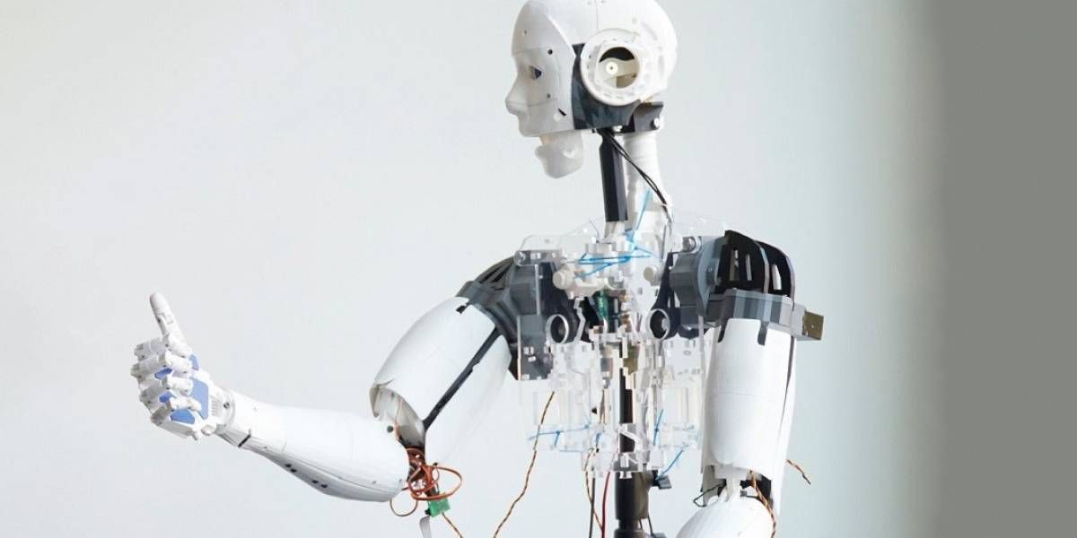 Live Webinars International students   3.Amos Bianchi   header